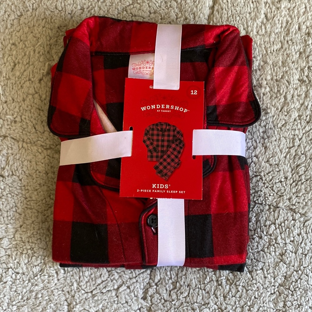 Kid pajama set buffalo plaid size 12